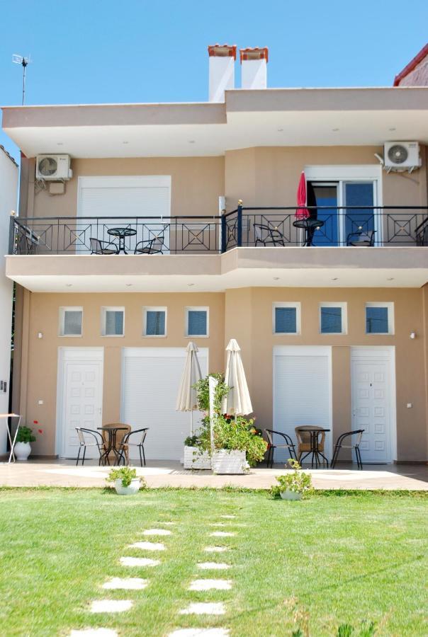 Christina'S Sea House Apartment Nikiti  Ngoại thất bức ảnh