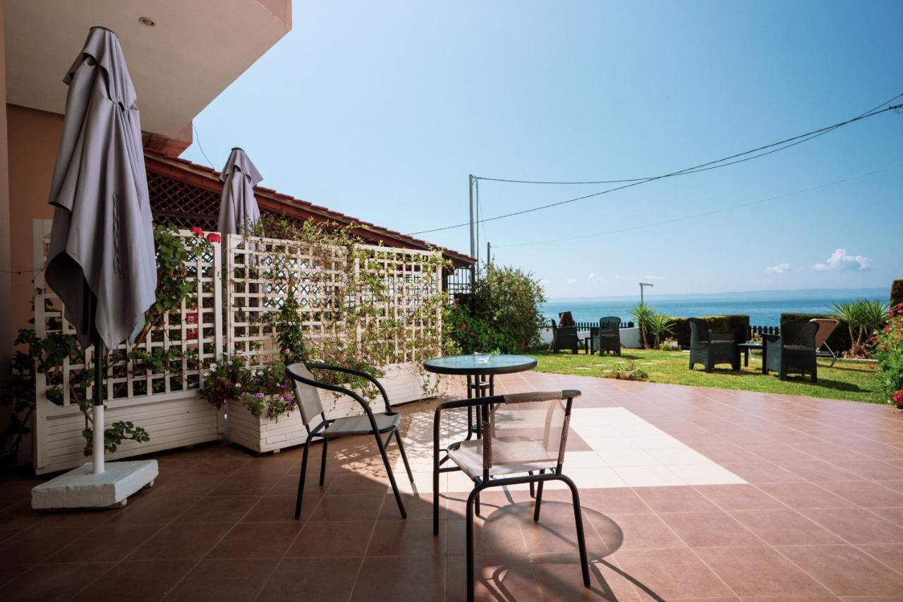 Christina'S Sea House Apartment Nikiti  Ngoại thất bức ảnh