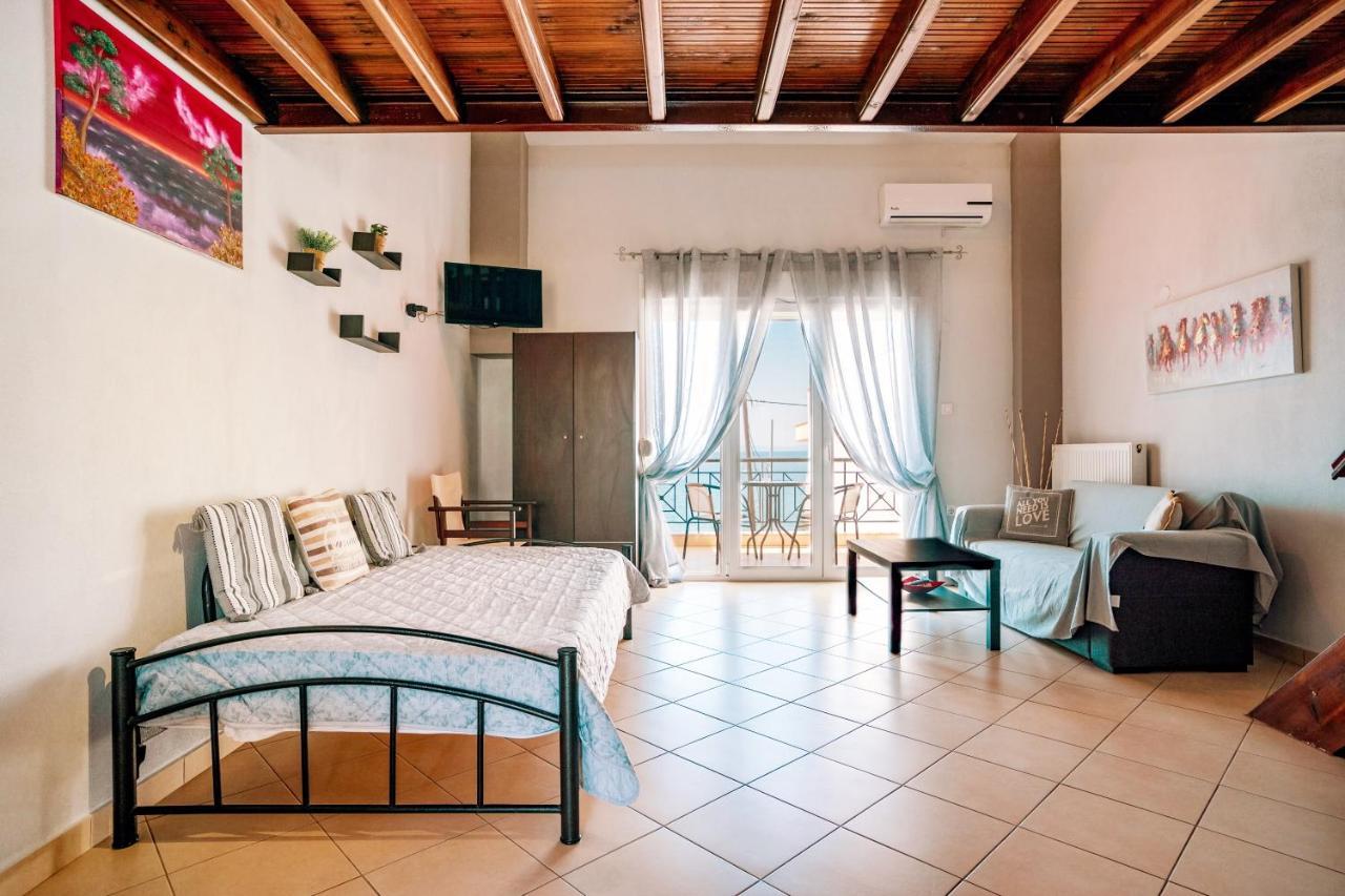 Christina'S Sea House Apartment Nikiti  Ngoại thất bức ảnh