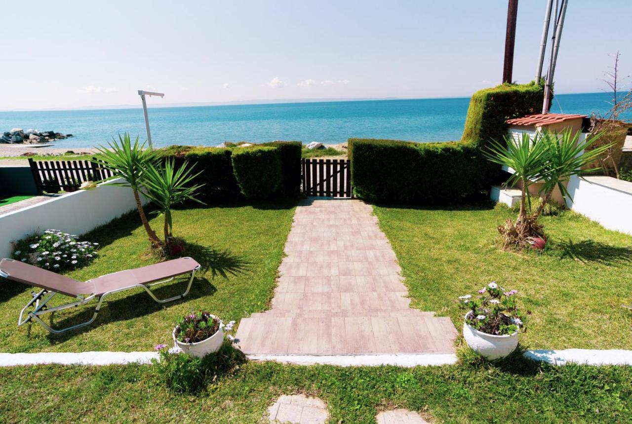 Christina'S Sea House Apartment Nikiti  Ngoại thất bức ảnh